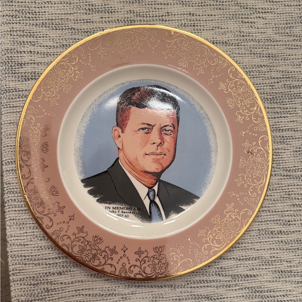 Commemorative JFK Memorial Plate with Gold Trim